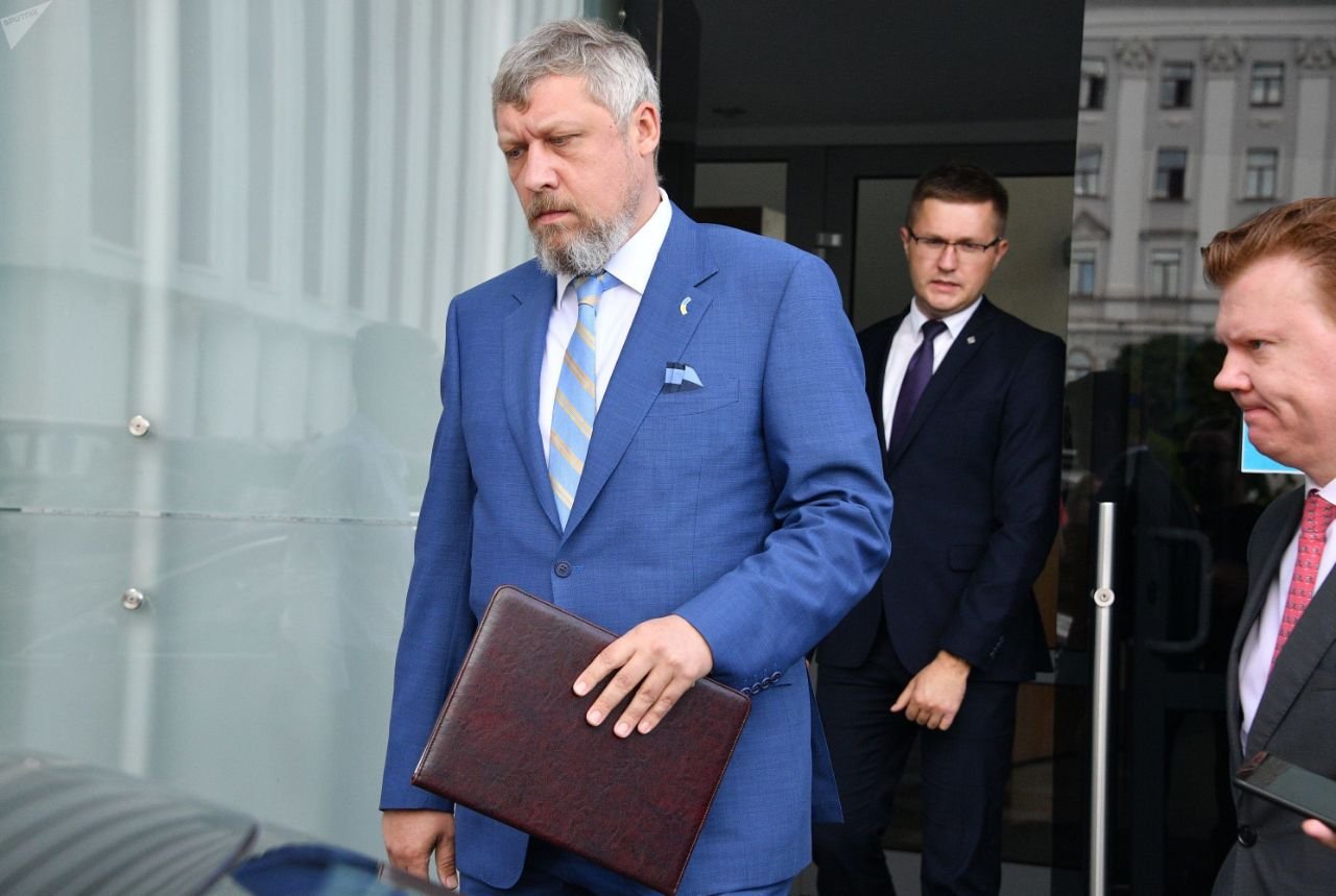 Зеленский уволил посла Украины в Казахстане Врублевского